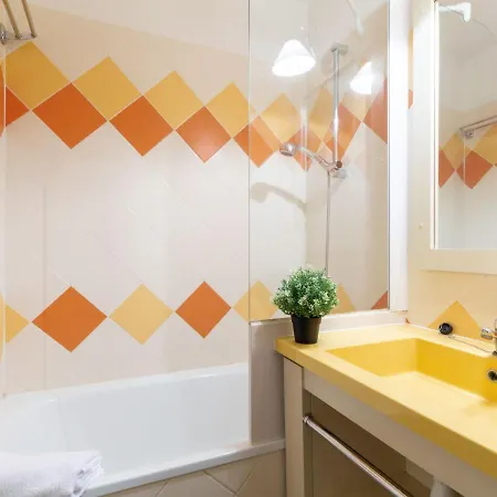 Les Platanes-7 By Interhome Daire *